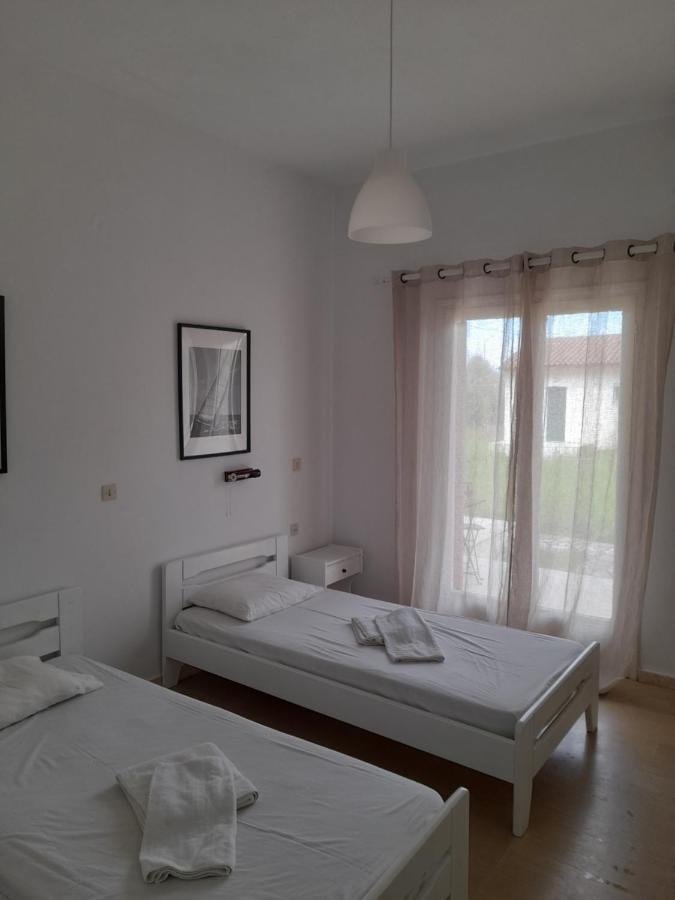 Olive Terra Holiday Aparments Apartment Лефкими Екстериор снимка